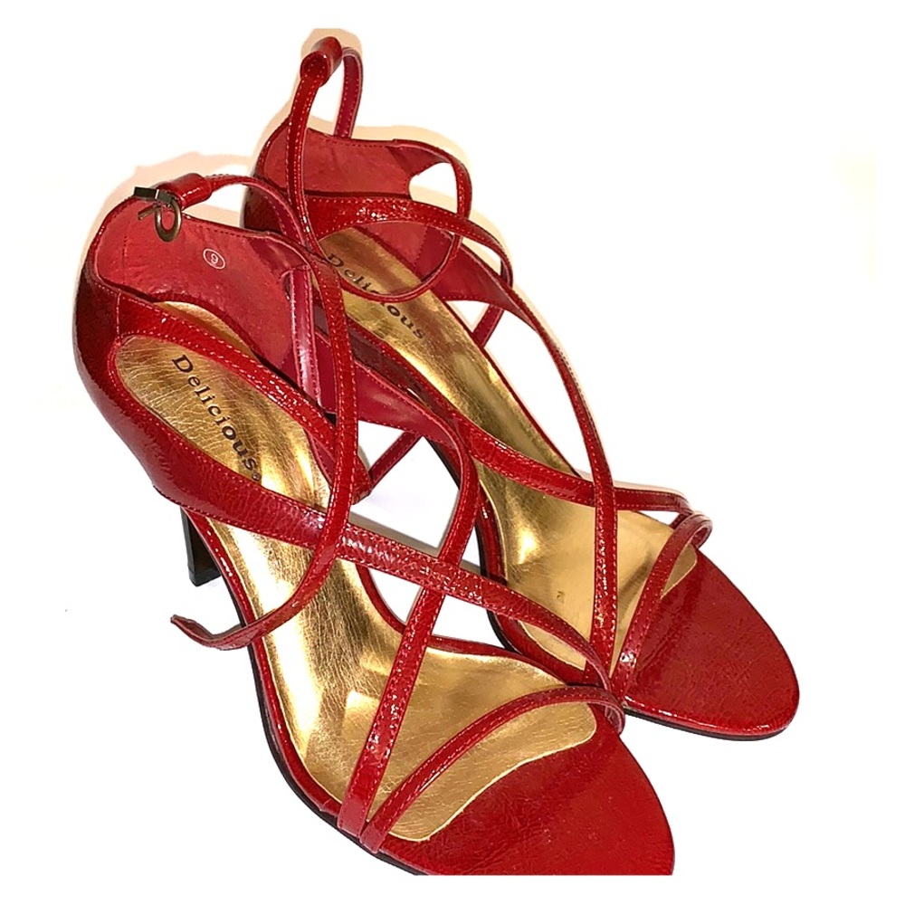 New, redd strappy heel - 9